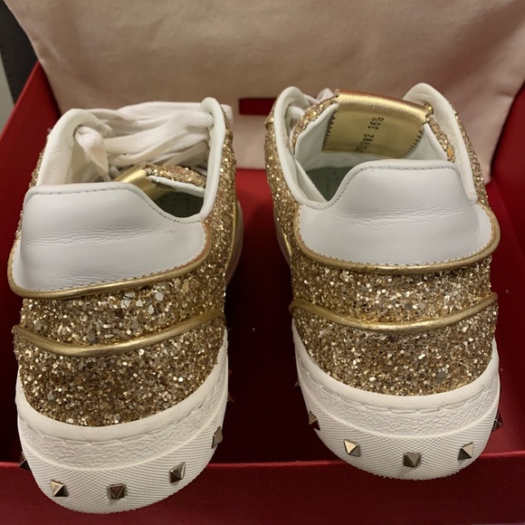 Valentino Rockstud Fly Crew Gold Glitter Sneakers - Picture 5 of 13